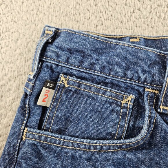 Carhartt FR Jeans Mens 36x32 Blue Denim Flame Resistant Relaxed Fit CAT 2 Work - Picture 3 of 16